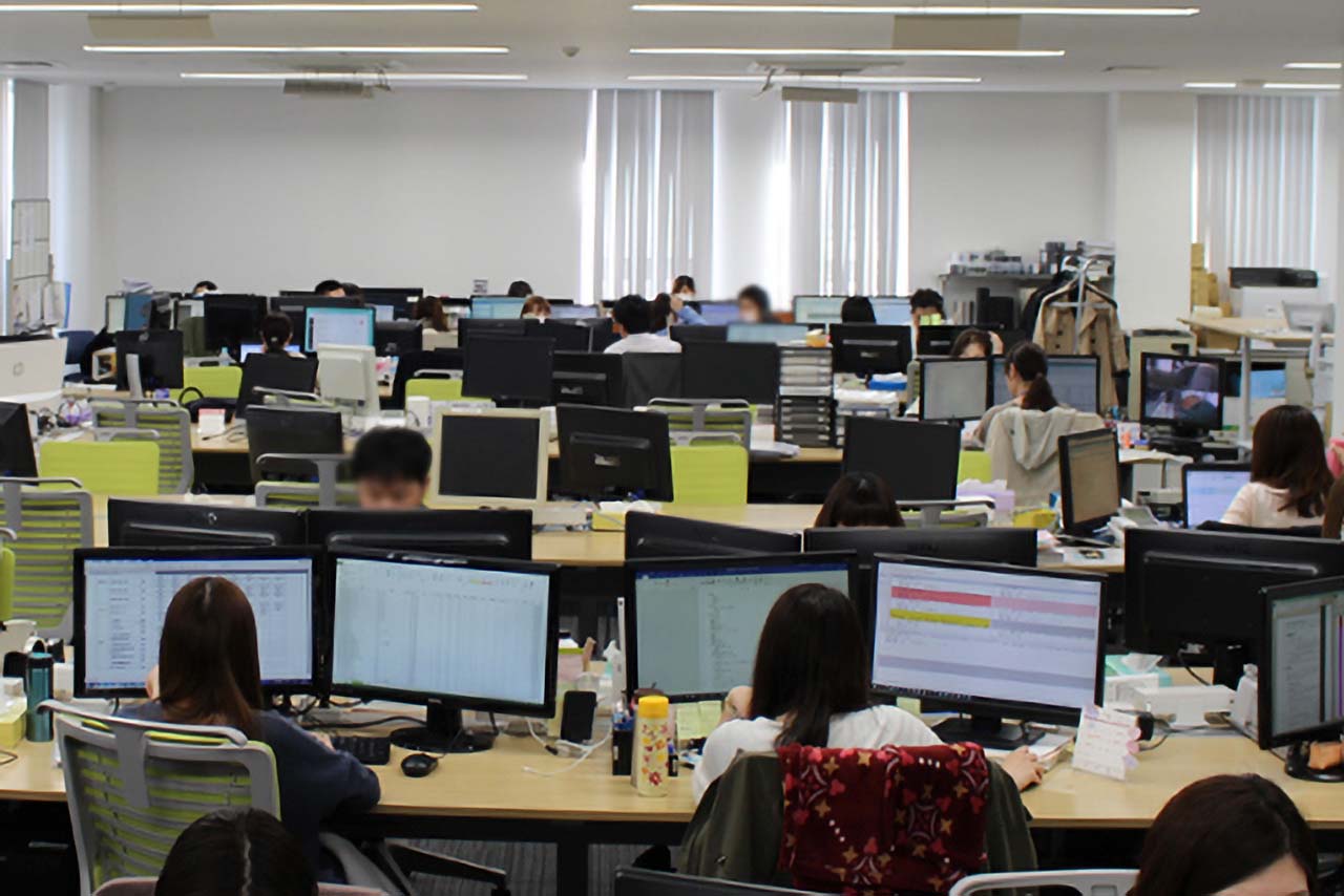 職場環境：CSTのオフィス風景04