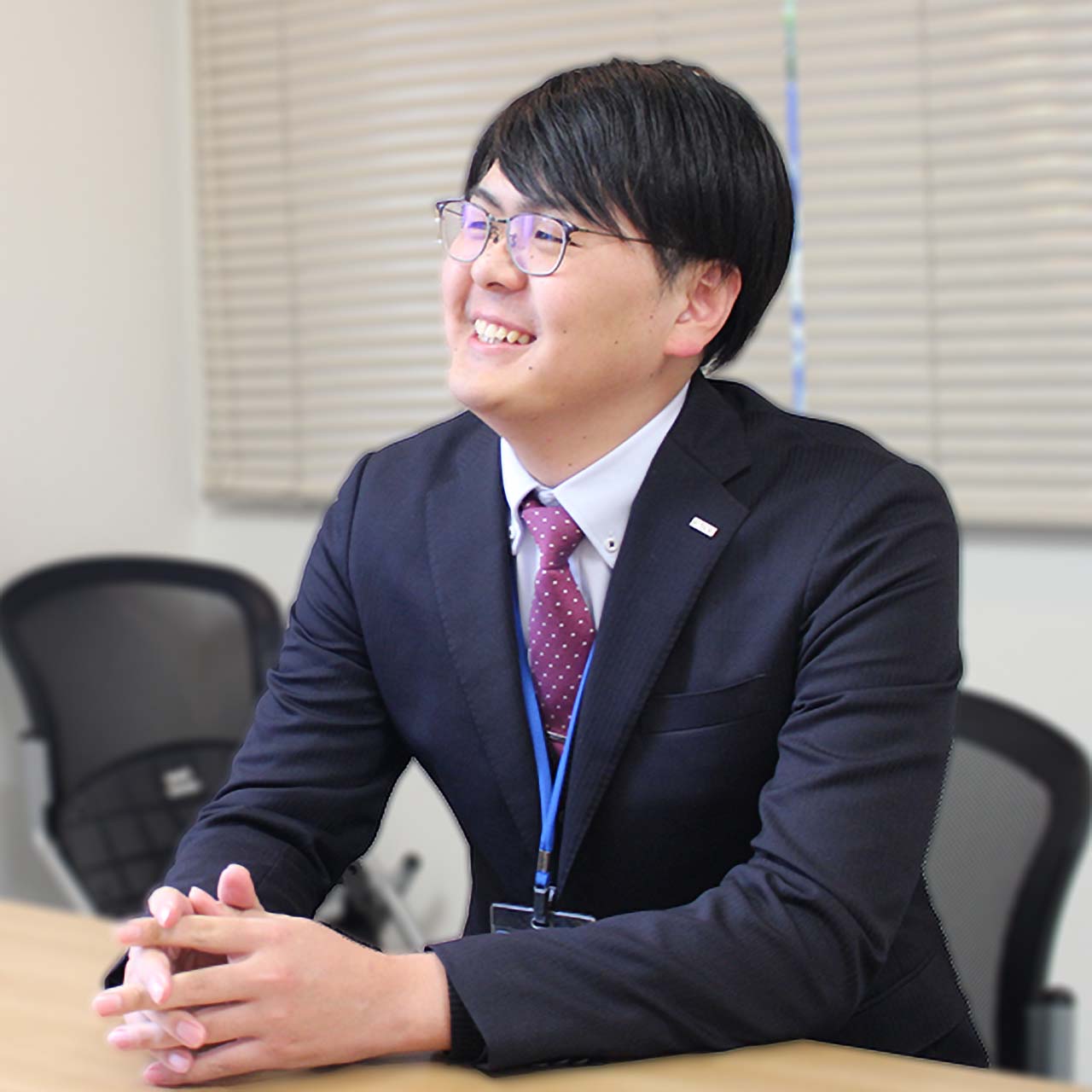 社員紹介：髙橋 翔吾（インタビュー写真01）