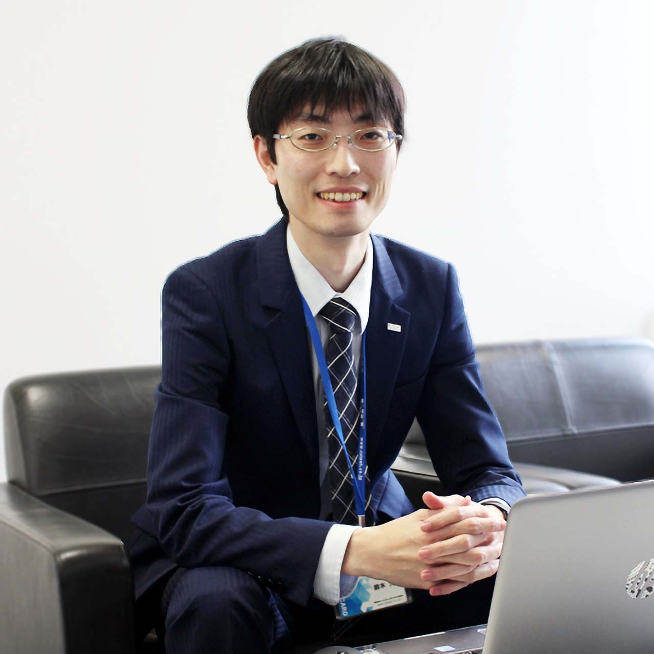 社員紹介：鈴木 大輔（インタビュー写真01）